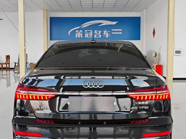 Audi A6L — Фото автомобиля 8