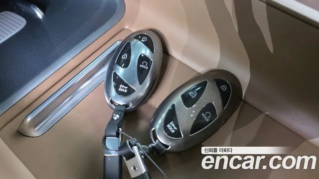 Hyundai Grandeur GN7 — Фото автомобиля 22