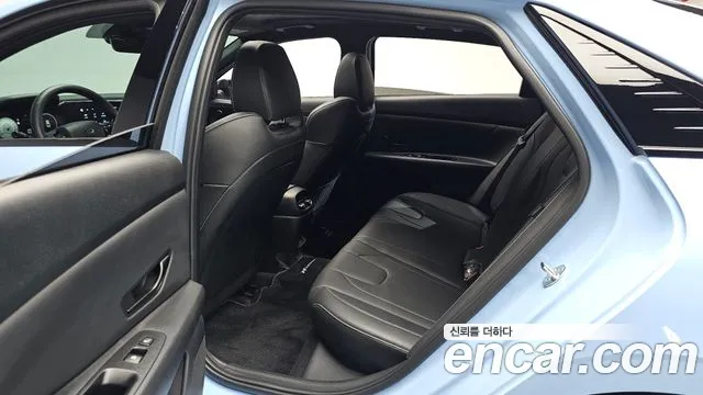 Hyundai AVANTE — Фото автомобиля 10