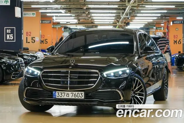 Mercedes-Benz S-Class — Фото автомобиля 5