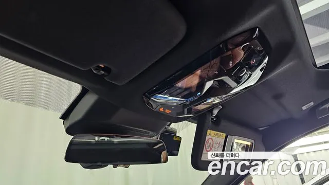 BMW i7 G70 — Фото автомобиля 27