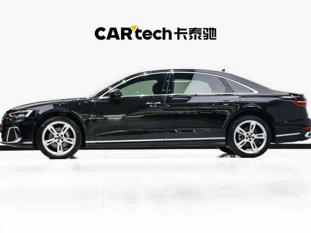 Audi A8 — Фото автомобиля 7