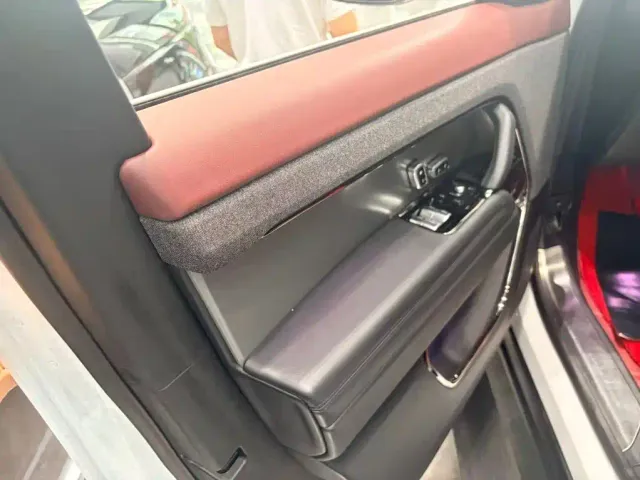 Land Rover Range Rover Sport — Фото автомобиля 7