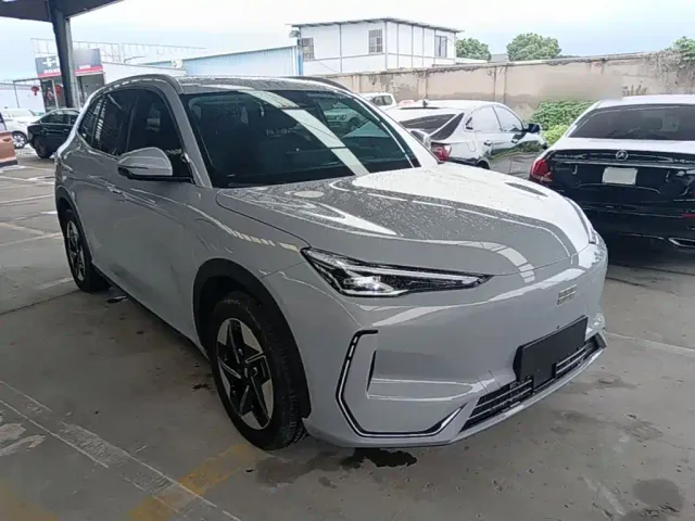 Geely Galaxy E5 — Фото автомобиля 3