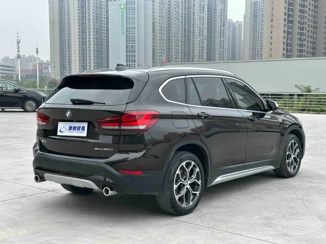 BMW X1 — Фото автомобиля 6