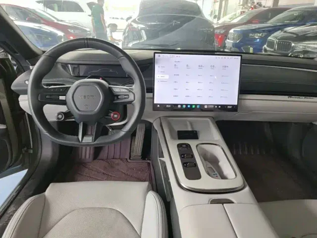 Xiaomi SU7 — Фото автомобиля 9