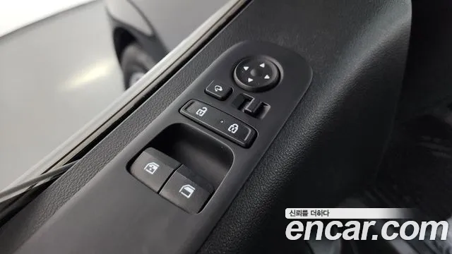 Hyundai Staria Staria 4WD Tourer 9 мест — Фото автомобиля 29