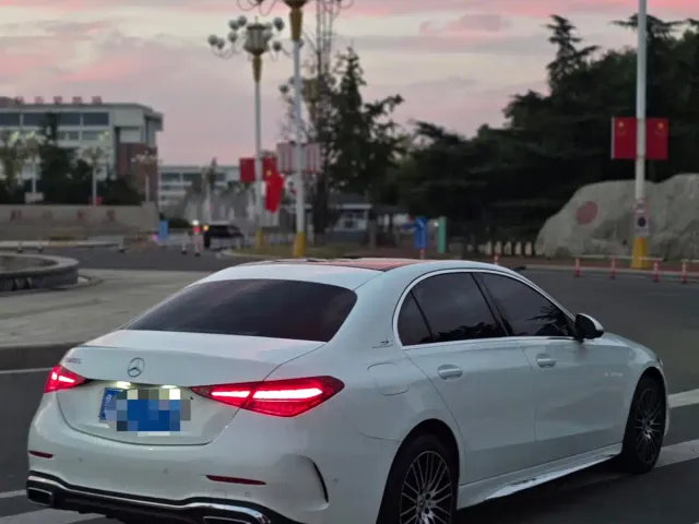 Mercedes-Benz C-Class — Фото автомобиля 5