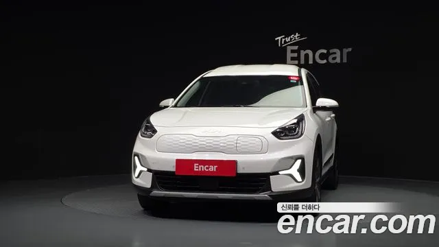 Kia Niro — Фото автомобиля 3