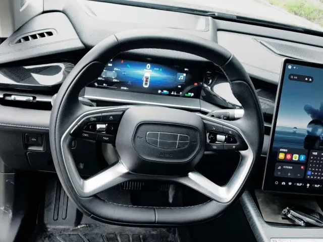 Geely Xingrui — Фото автомобиля 4