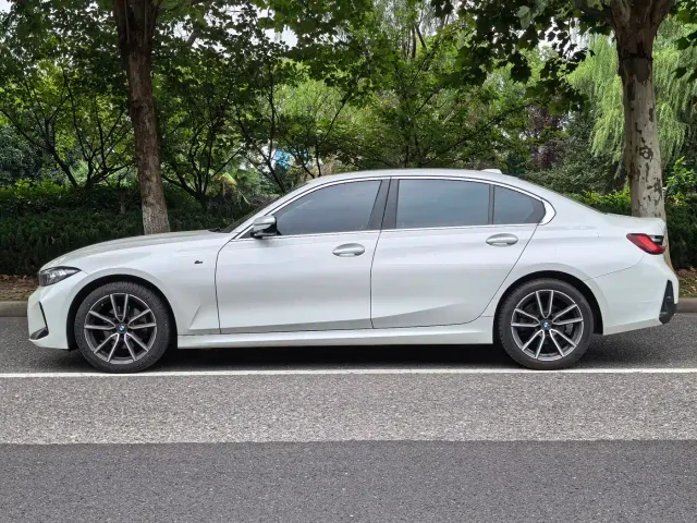BMW 3 Series — Фото автомобиля 11