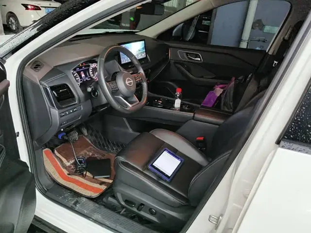 Nissan X-Trail — Фото автомобиля 8