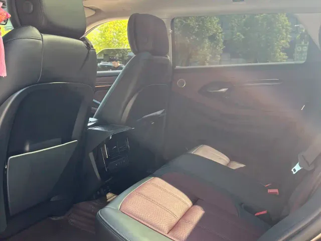 Land Rover Range Rover Evoque — Фото автомобиля 12
