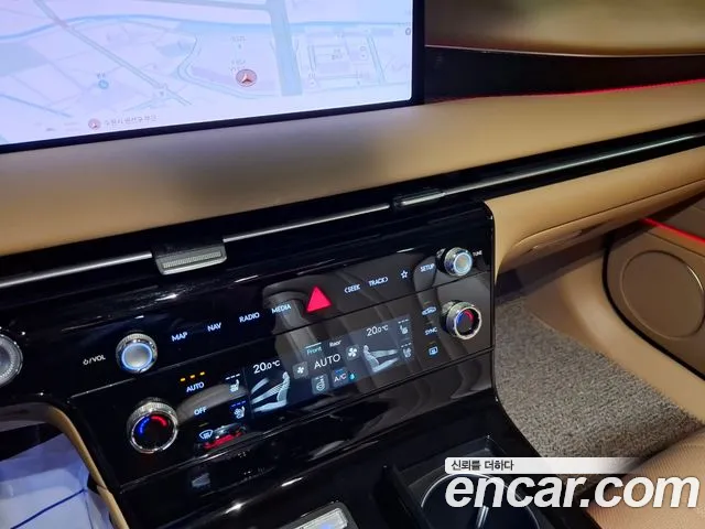 Genesis G80 RG3 — Фото автомобиля 12