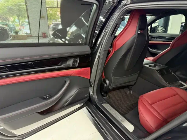 Porsche Panamera — Фото автомобиля 17
