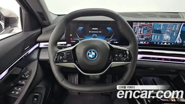 BMW i5 G60 — Фото автомобиля 18