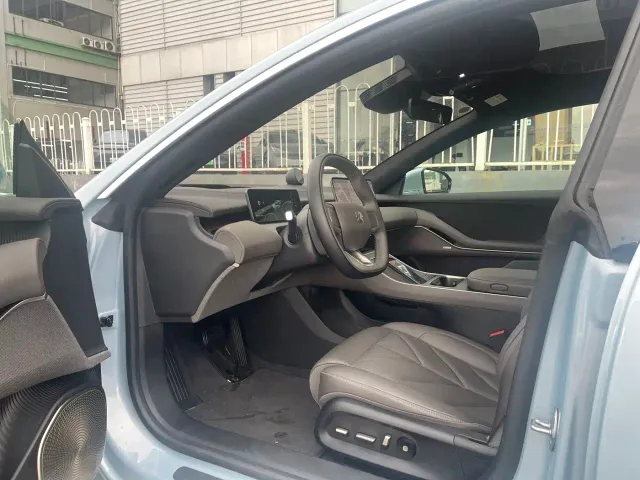 Nio ET5 Touring — Фото автомобиля 8