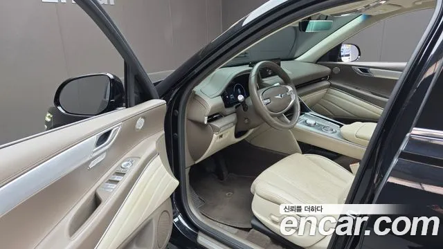 Genesis GV80 — Фото автомобиля 15