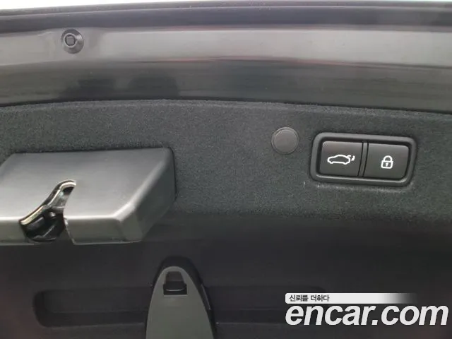 Hyundai Grandeur Grandeur (New) — Фото автомобиля 12
