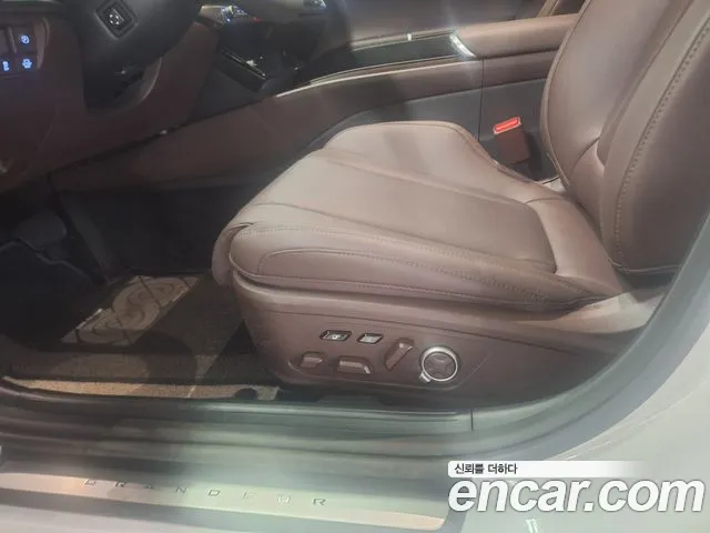 Hyundai Grandeur GN7 — Фото автомобиля 5