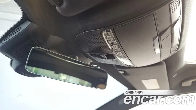 Mercedes-Benz E-Class — Фото автомобиля 16