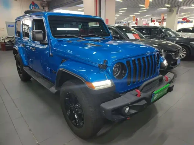 Jeep Wrangler — Фото автомобиля 21