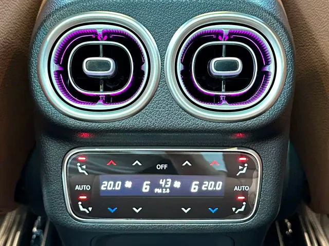 Mercedes-Benz GLC-Class — Фото автомобиля 26