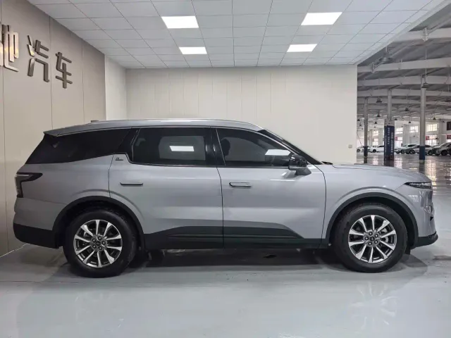 Ford Edge — Фото автомобиля 7