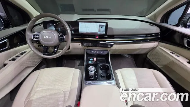 Kia Carnival — Фото автомобиля 7