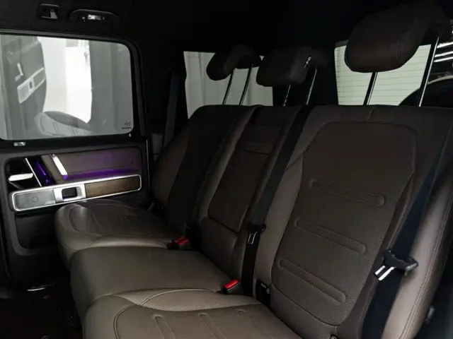 Mercedes-Benz G-Class — Фото автомобиля 10
