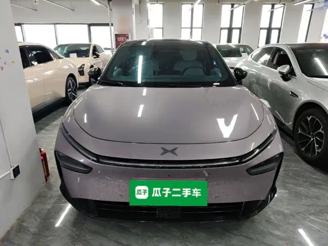 Xpeng P7+ — Фото автомобиля 2