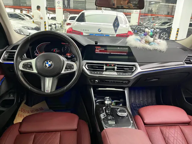 BMW 3 Series — Фото автомобиля 11