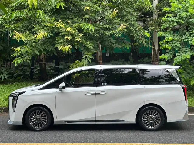 GAC Trumpchi M8 — Фото автомобиля 8