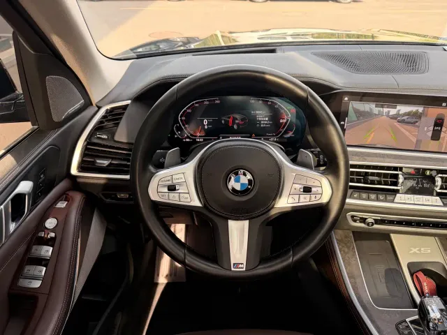 BMW X5 — Фото автомобиля 13