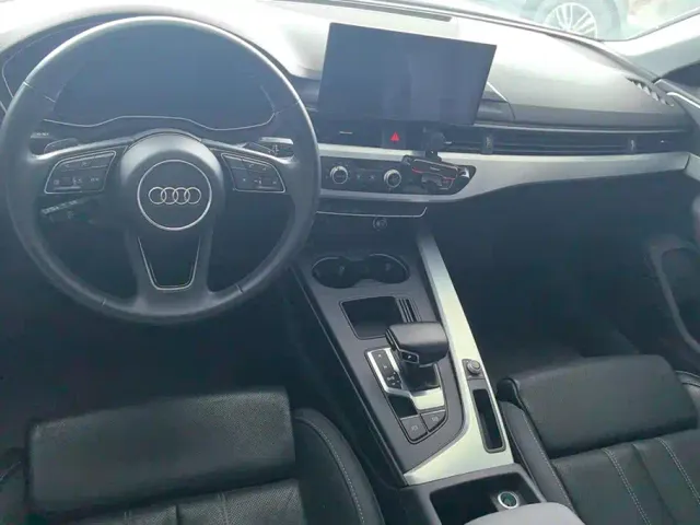 Audi A4L — Фото автомобиля 12