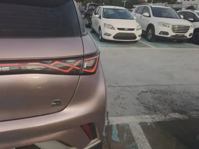 BYD Dolphin — Фото автомобиля 7