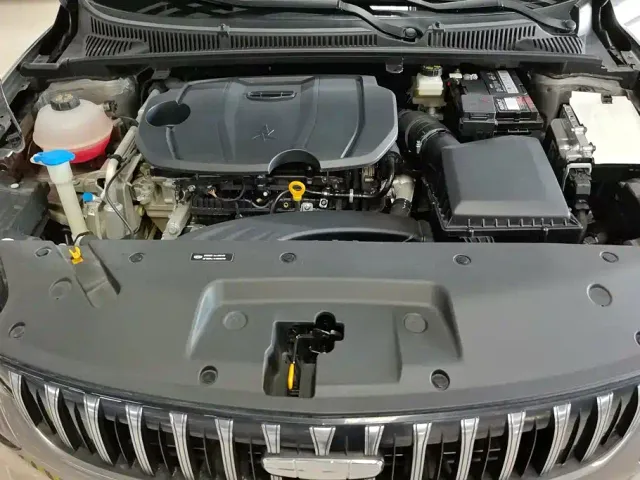 Geely Binrui — Фото автомобиля 10