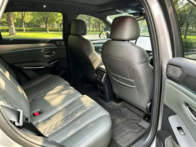 BYD Song L DM-i — Фото автомобиля 10