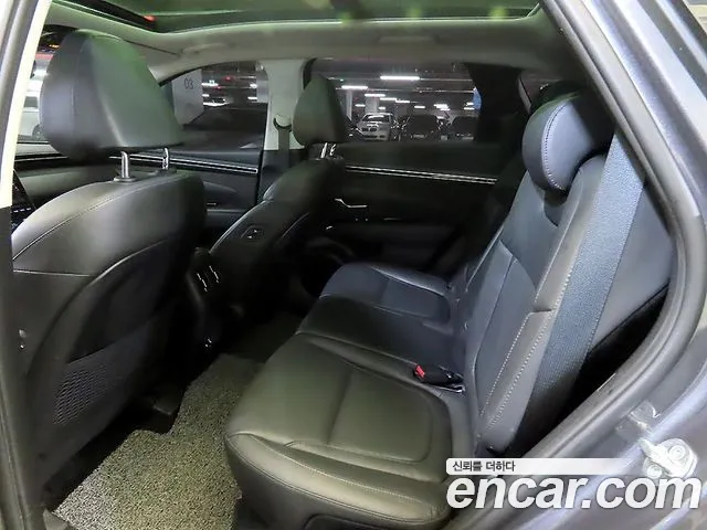 Hyundai Tucson Tucson (NX4) Бензин 1.6 турбо 2WD — Фото автомобиля 8