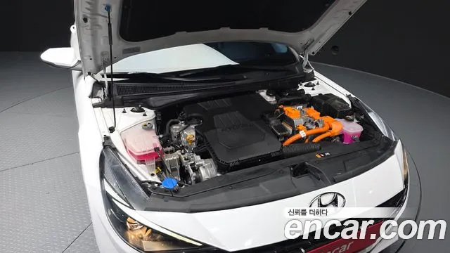 Hyundai Avante CN7 — Фото автомобиля 9