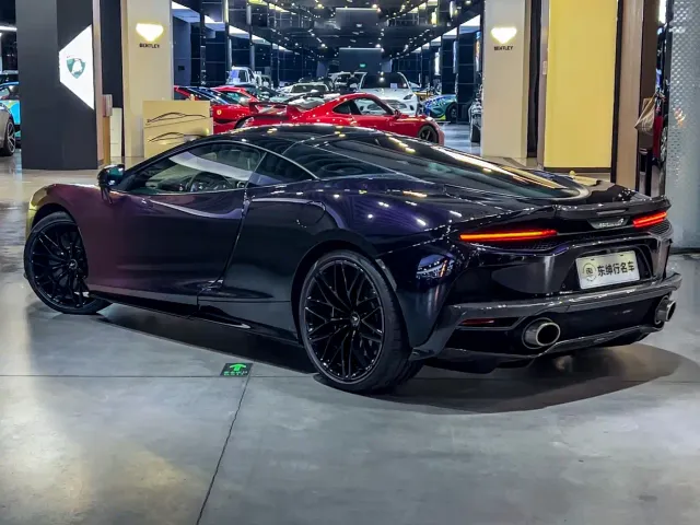 McLaren GT — Фото автомобиля 6
