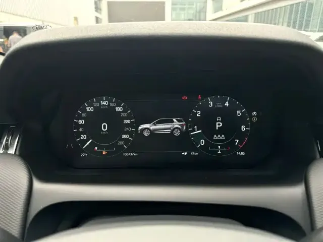 Land Rover Discovery Sport — Фото автомобиля 5