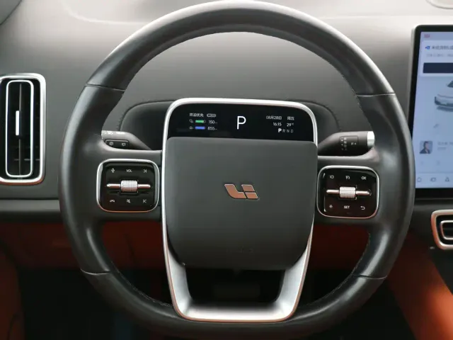 Li Auto L7 — Фото автомобиля 10