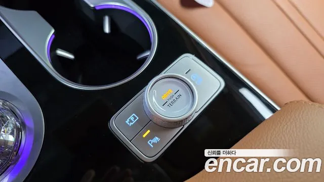 Genesis GV80 2.5T Бензин AWD — Фото автомобиля 25