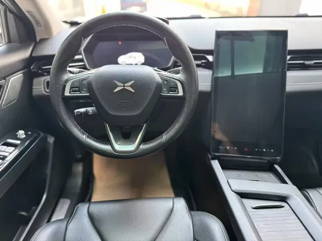 Xpeng G3 — Фото автомобиля 6