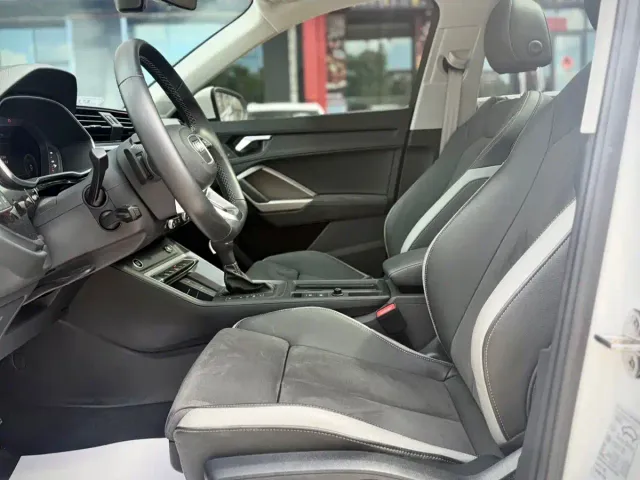 Audi Q3 — Фото автомобиля 10