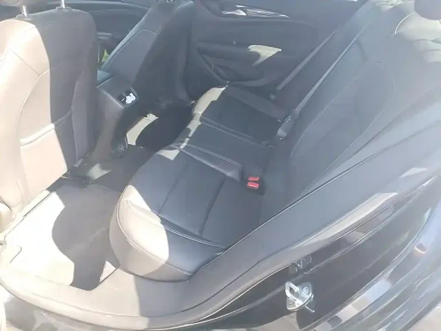 Buick Regal — Фото автомобиля 16
