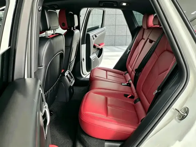 Porsche Macan — Фото автомобиля 13