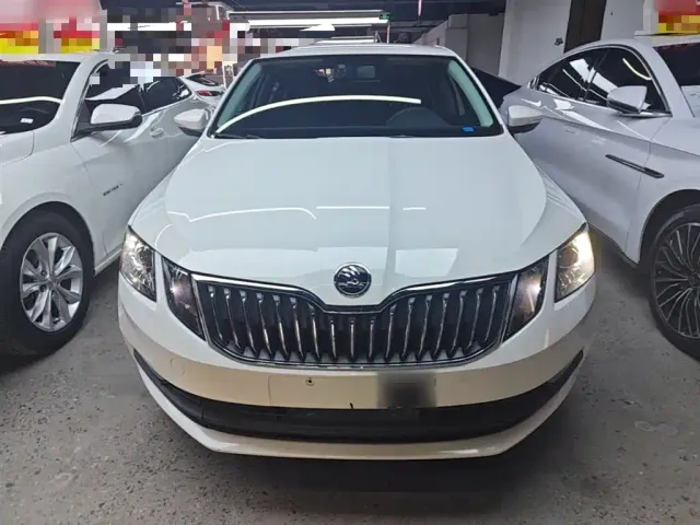 Skoda Octavia — Фото автомобиля 2