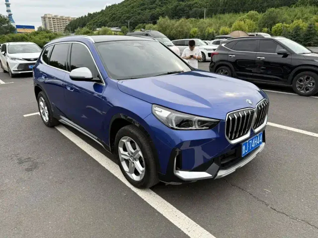 BMW X1 — Фото автомобиля 3